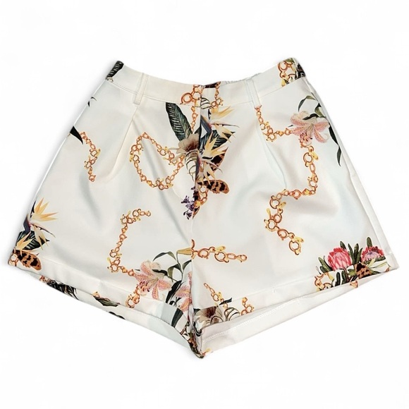 LUXXEL Floral Chain Print Blazer & Shorts Set Belted + High Waist Short Size S - Picture 4 of 9